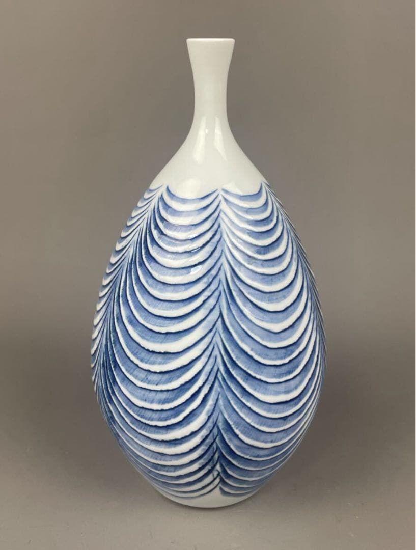 陶芸日展作家 藤井朱明作 染付 志乃ぎ彫 花瓶 波紋様壷 朱明窯 有田焼 陶器