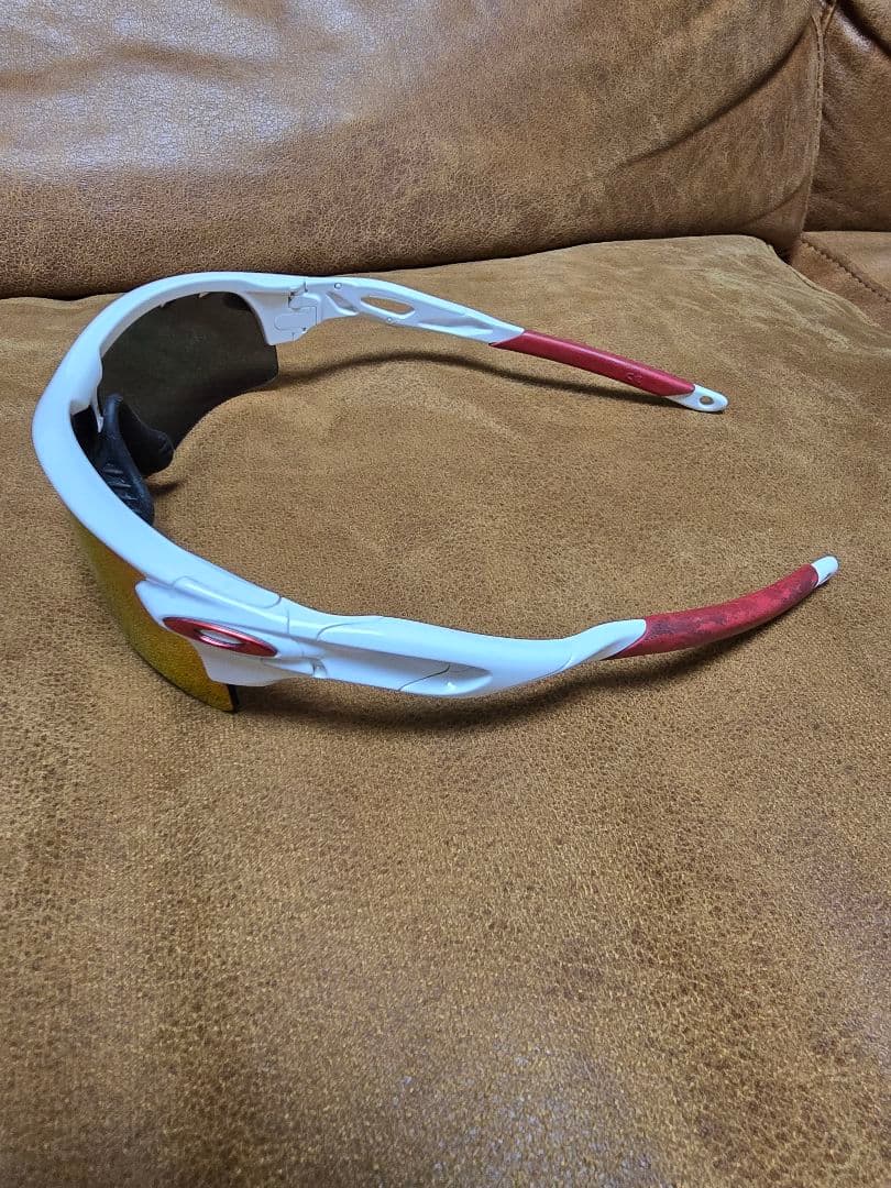Oakley Radar ホワイト/レッド