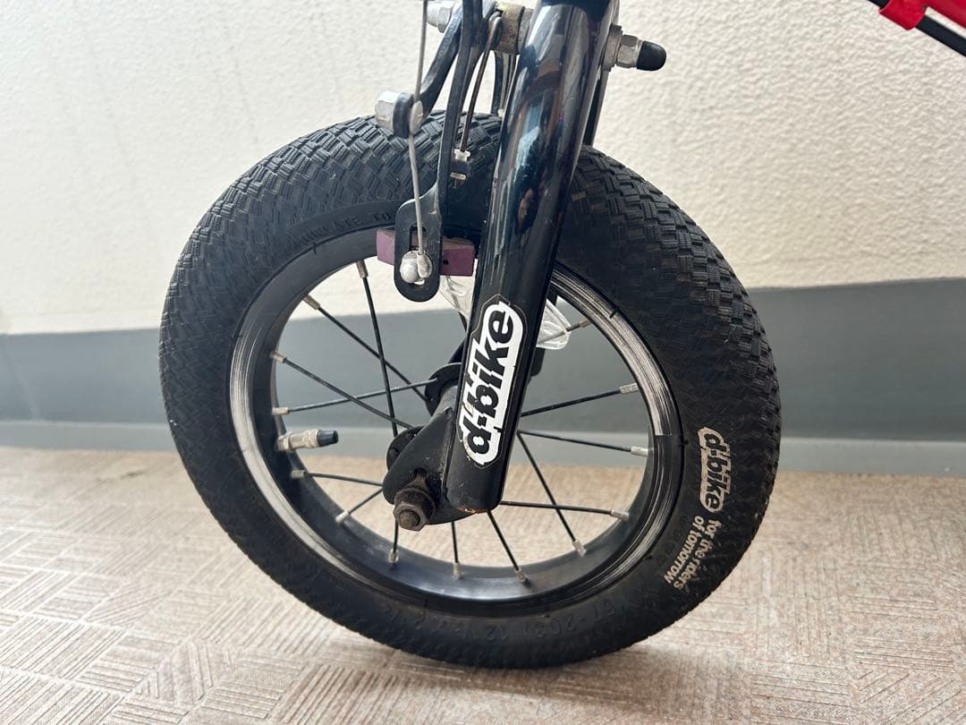 d'bike 赤 12インチ 幼児用自転車　ペダル外しできる