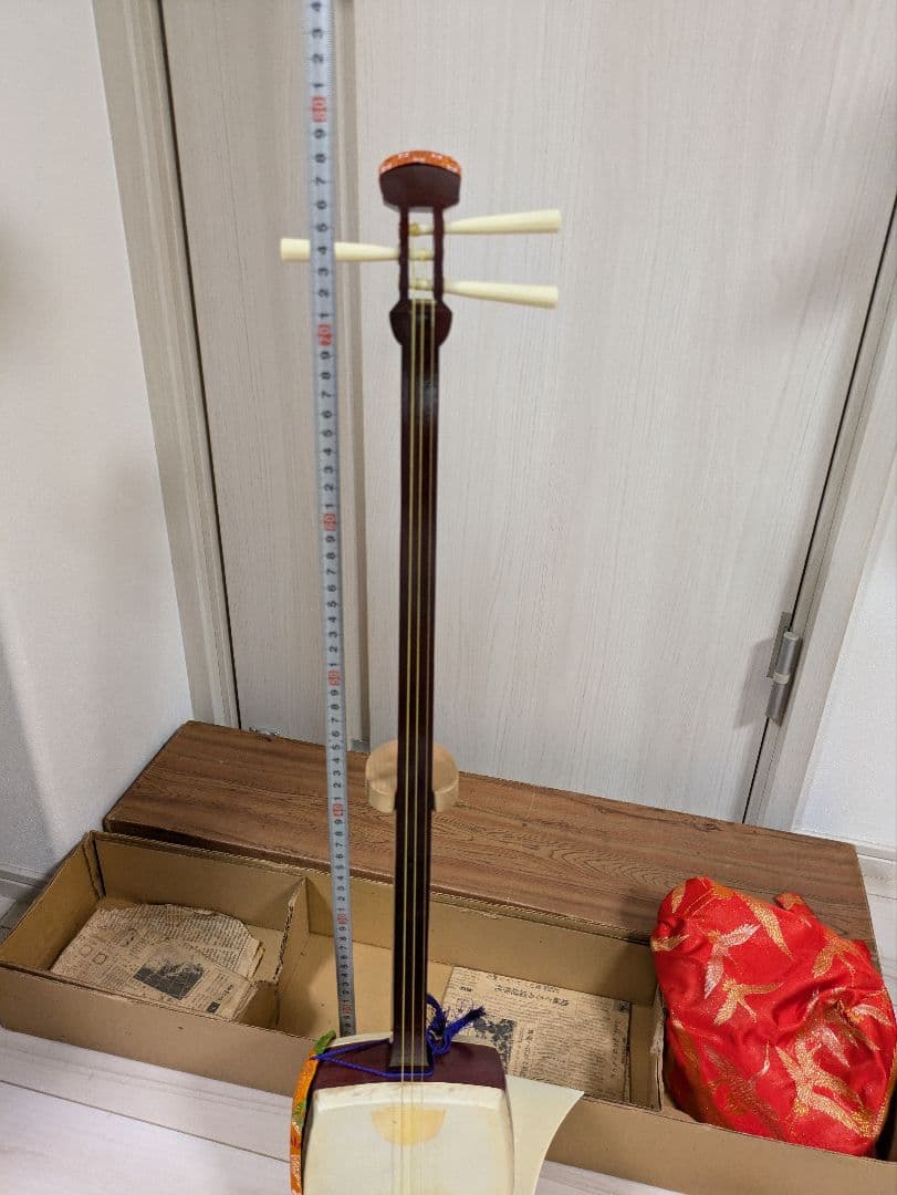 三味線 木製 良好な状態 付属品あり