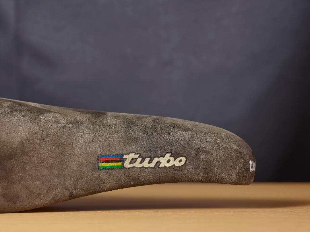selleITALIA　turbo 　サドル　MADE IN ITALY