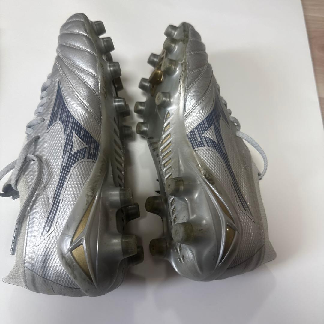 Mizuno モレリア　ネオ 4 ベータ　エリート