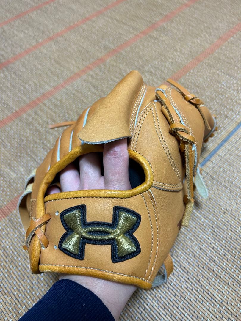 Under Armour 軟式グローブ QBB0242 金子千尋モデル