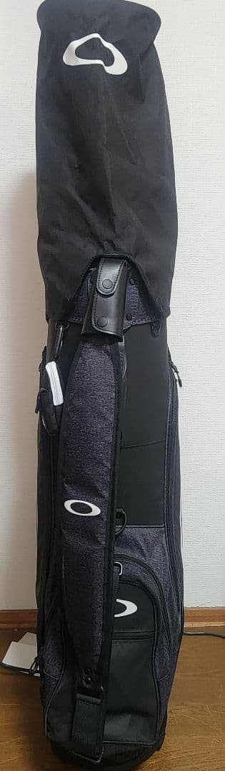 美品！！OAKLEY キャディバッグ