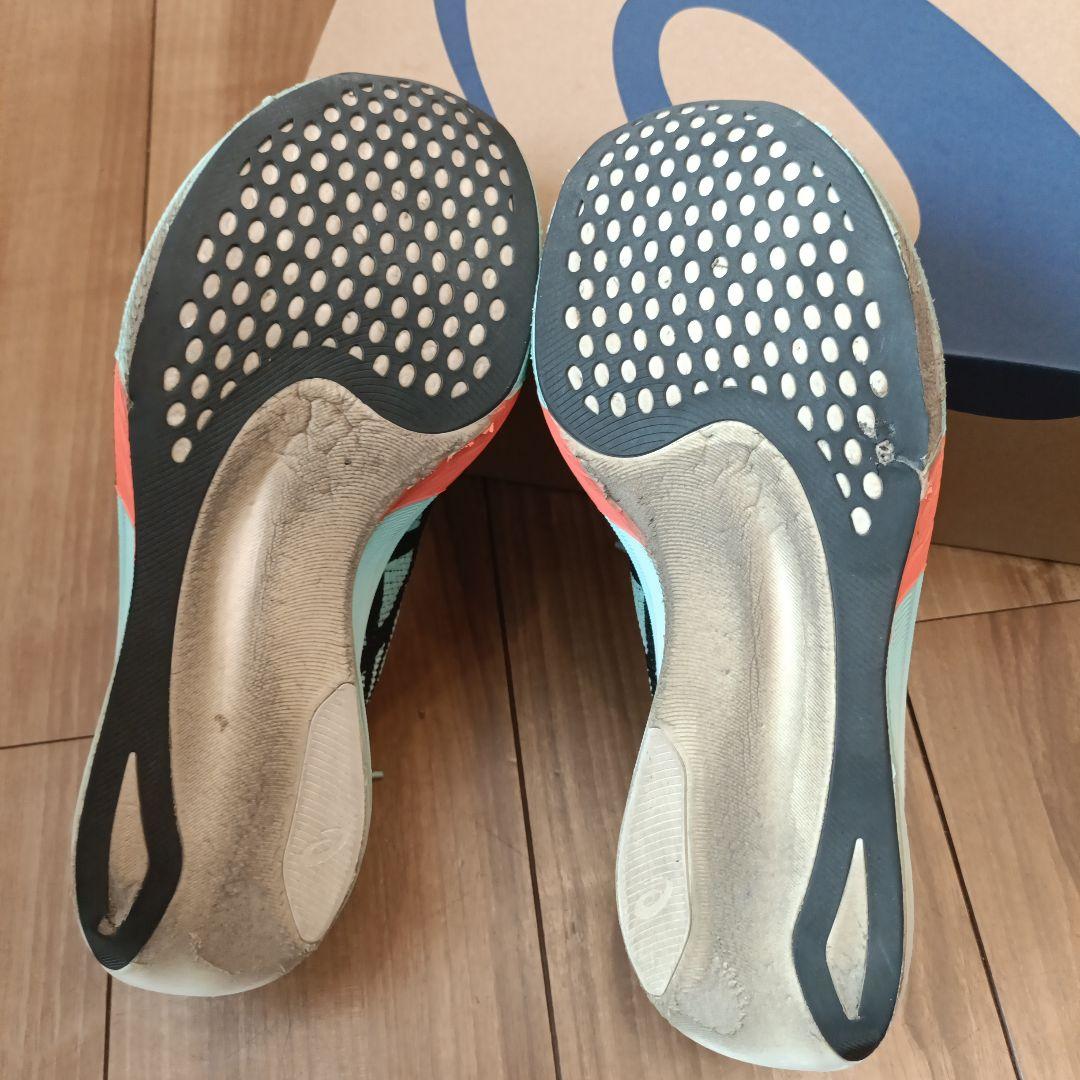 アシックス メタスピードエッジパリ