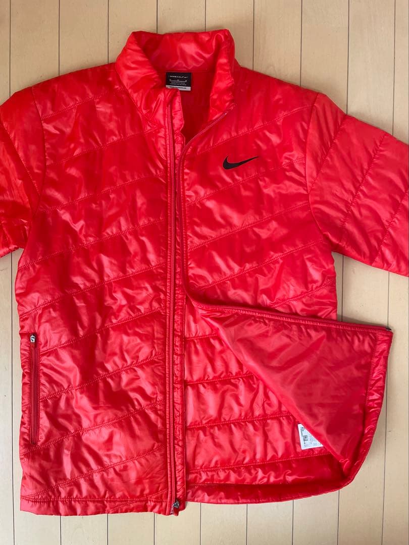 人気色NIKE GOLF 中綿ジャケット M メンズ 赤 防寒 ブルゾン