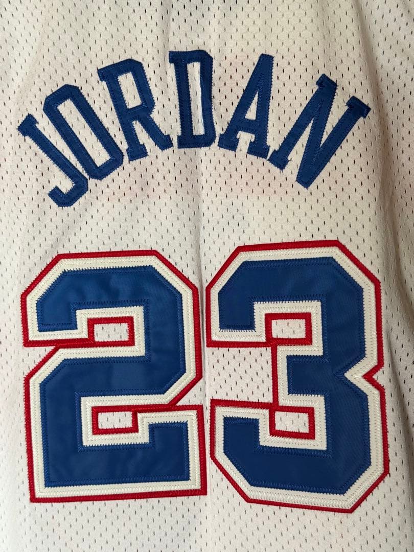 レア物 JORDAN Mitchell & Ness ユニフォーム23 正規品