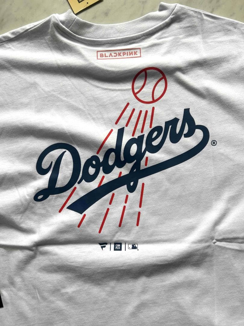限定品　新品未開封　 BLACKPINK×MLB　Tシャツ　ドジャース　Sサイズ
