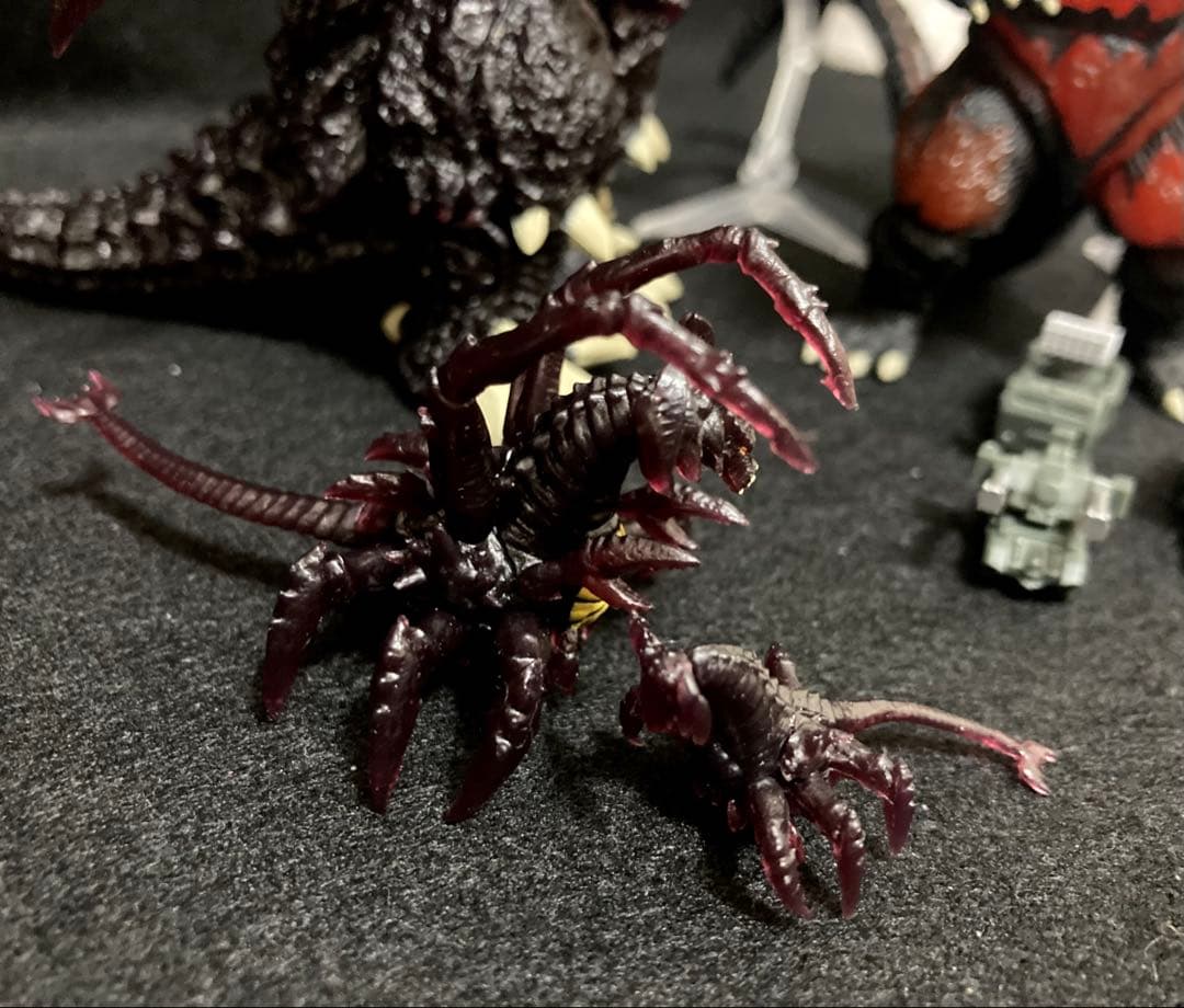 ◆ バーニングゴジラ デストロイアパーツ完成品 「ガシャポンHGX ゴジラ壱」