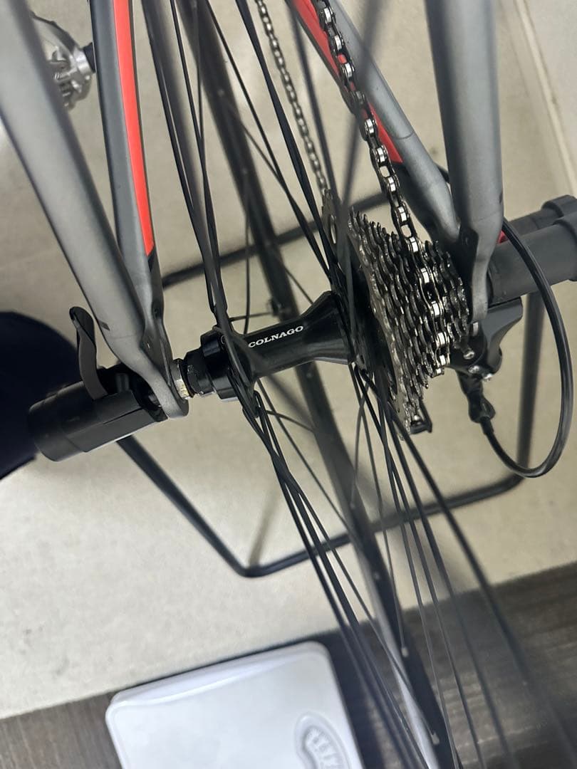 自転車本体 Full carbon COLNAGO with aero handlebar.