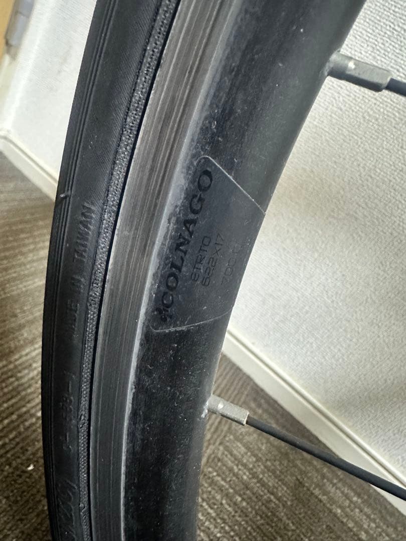 自転車本体 Full carbon COLNAGO with aero handlebar.