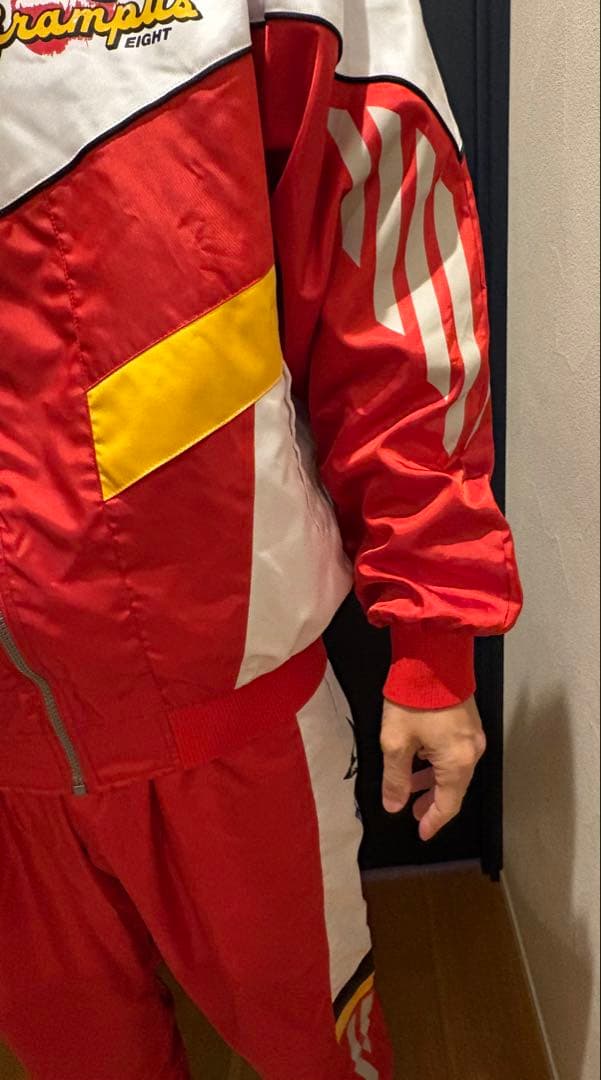 名古屋グランパス　ウィンドブレーカー