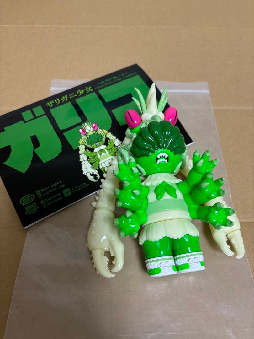 GRAPE BRAIN「ザリガニ少女ガリコ」 ソフビ 開封品 ワンフェス