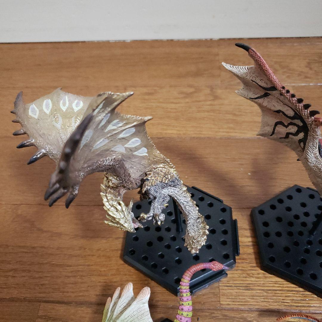 モンスターハンター　モンハン　フィギュア　　まとめ売り　18体セット