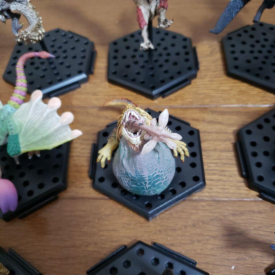 モンスターハンター　モンハン　フィギュア　　まとめ売り　18体セット