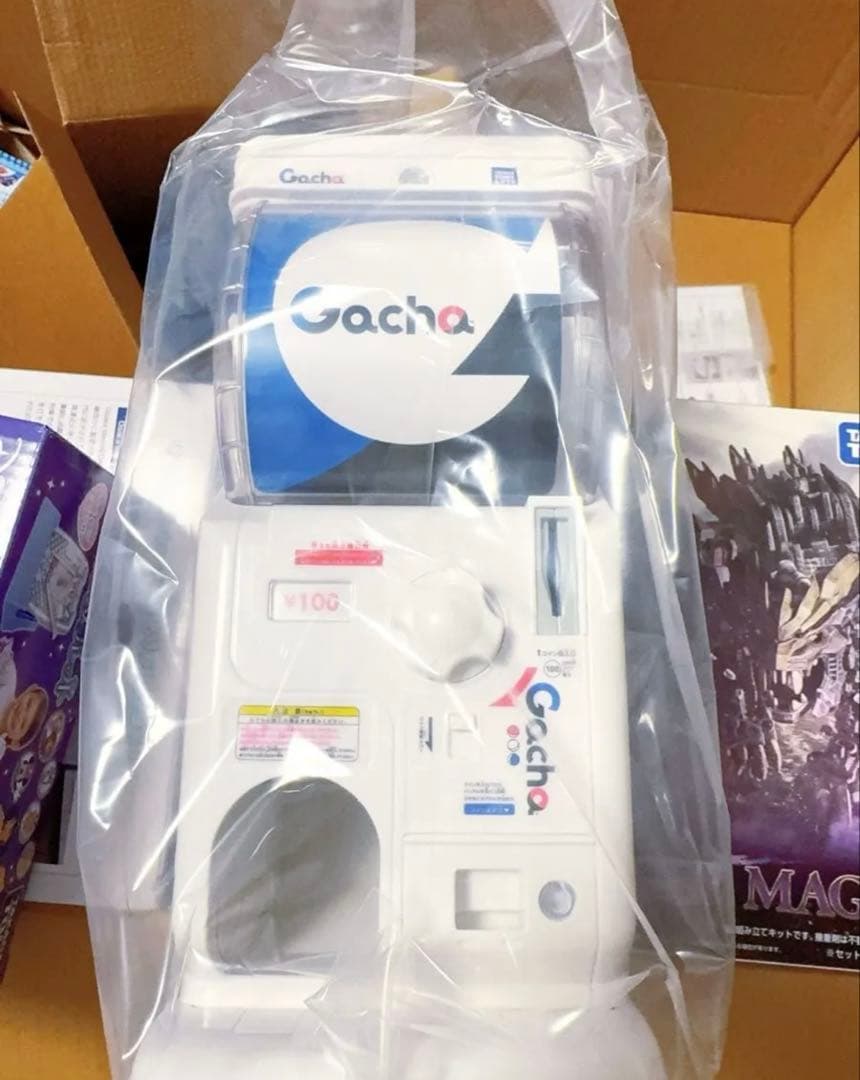 【未開封】クリスマス2025 ☆ガチャ貯金箱<ガチャ2 Ezモデル>