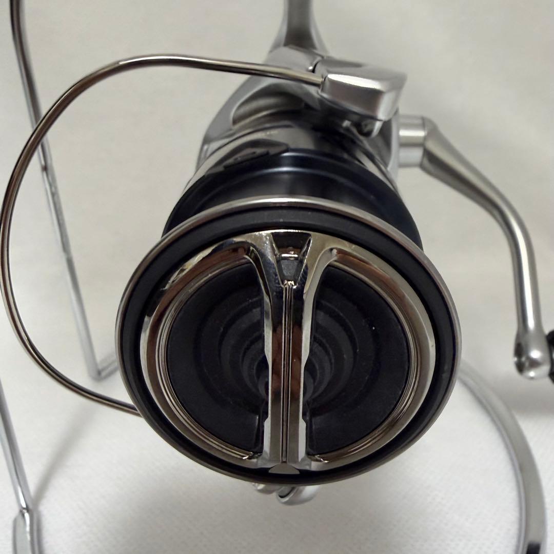 【未使用】シマノ 23 ストラディック 2500SHG