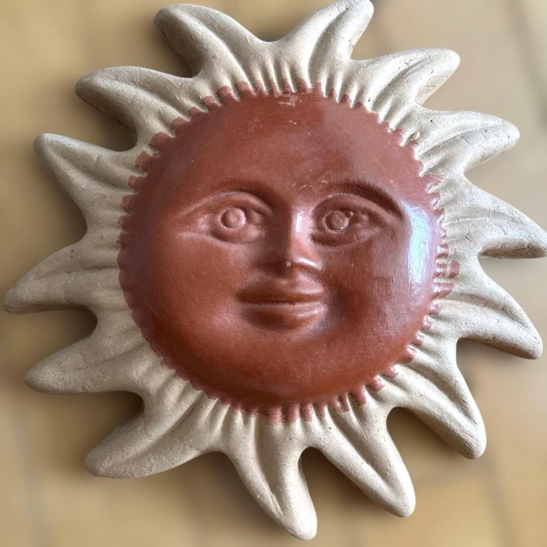 お値下げ　メキシコ　太陽モチーフ陶器のインテリア　飾り　置物　魔除け