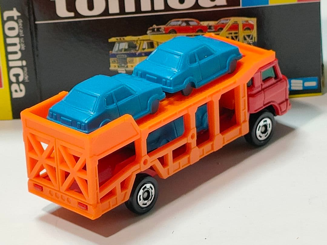 黒箱トミカ 14　トヨタ ディーゼル カートランスポーター　美品　日本製