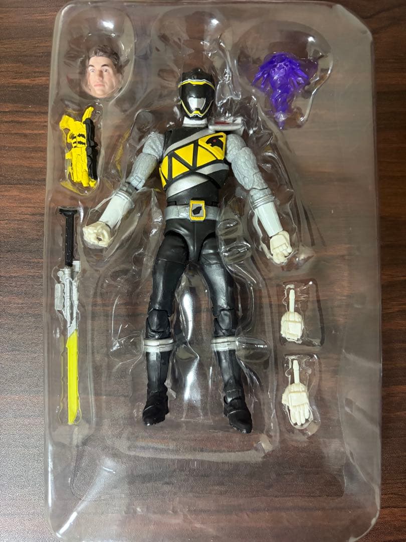 Power Rangers Dino Charge フィギュア 4体セット