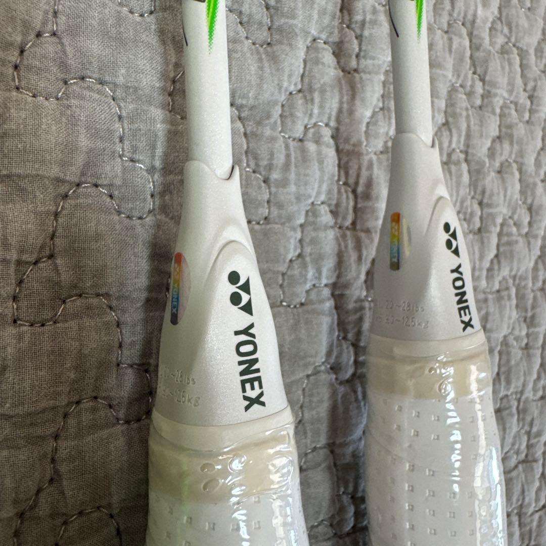 4u6 アストロクス100zz va ヨネックス2本セット