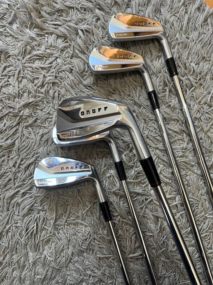 ONOFF KURO FORGED アイアン5本セット6-P 2020モデル
