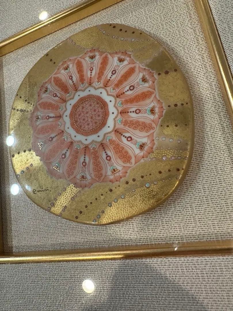 花模様の陶器アートプレート　壁掛け　額入り