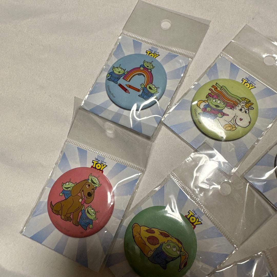 ポップアップ限定　缶バッジ　トイストーリー【エイリアン】　7種コンプリート