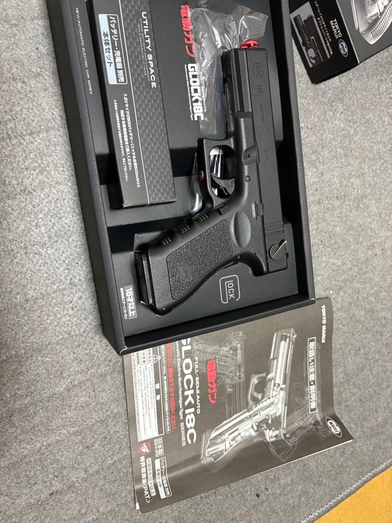a*e様 東京マルイ　GLOCK 18C 電動ガン