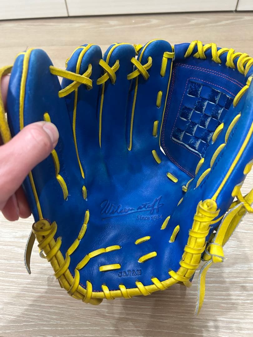 Wilson/ウィルソン　グローブ　　ピッチャー用　左用
