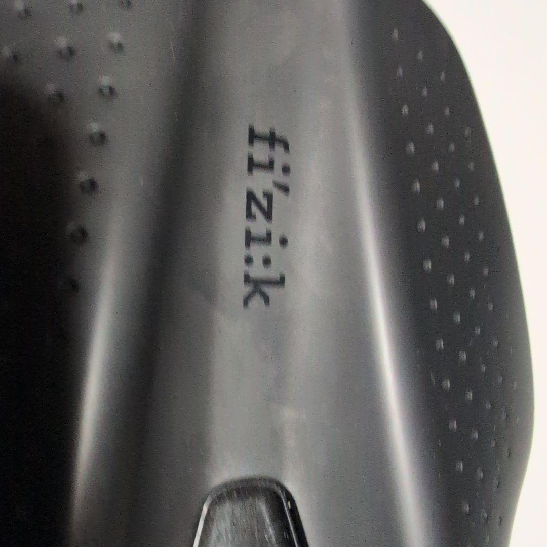 fi’zi:k Tempo ARGO R3 k:ium サドル 150mm