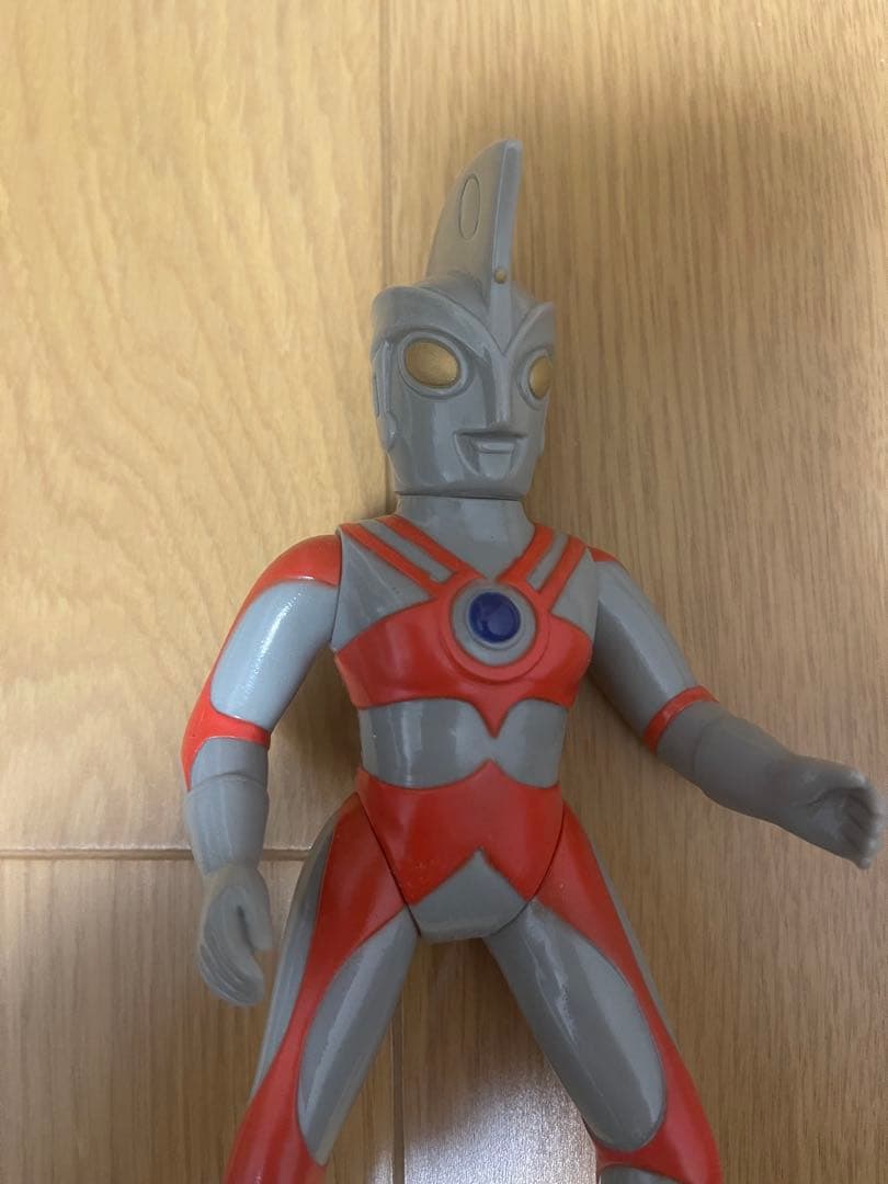 B-CLUB 復刻版怪獣シリーズ ソフビ　ウルトラマンエース