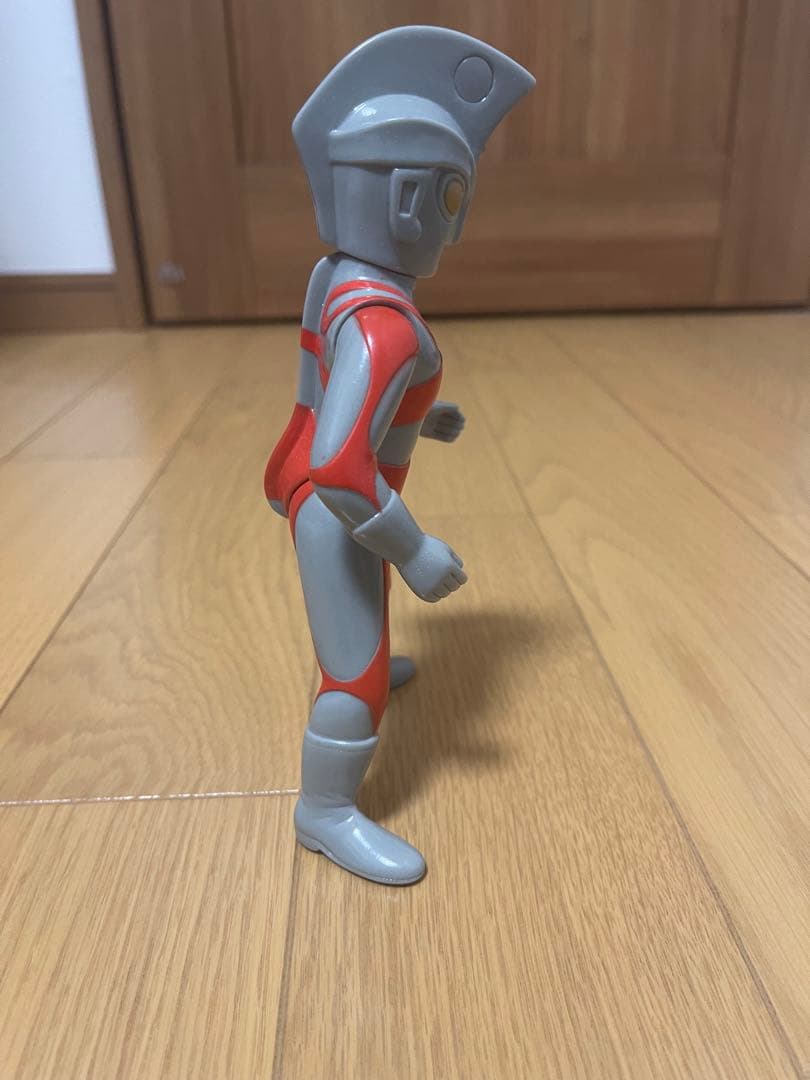 B-CLUB 復刻版怪獣シリーズ ソフビ　ウルトラマンエース