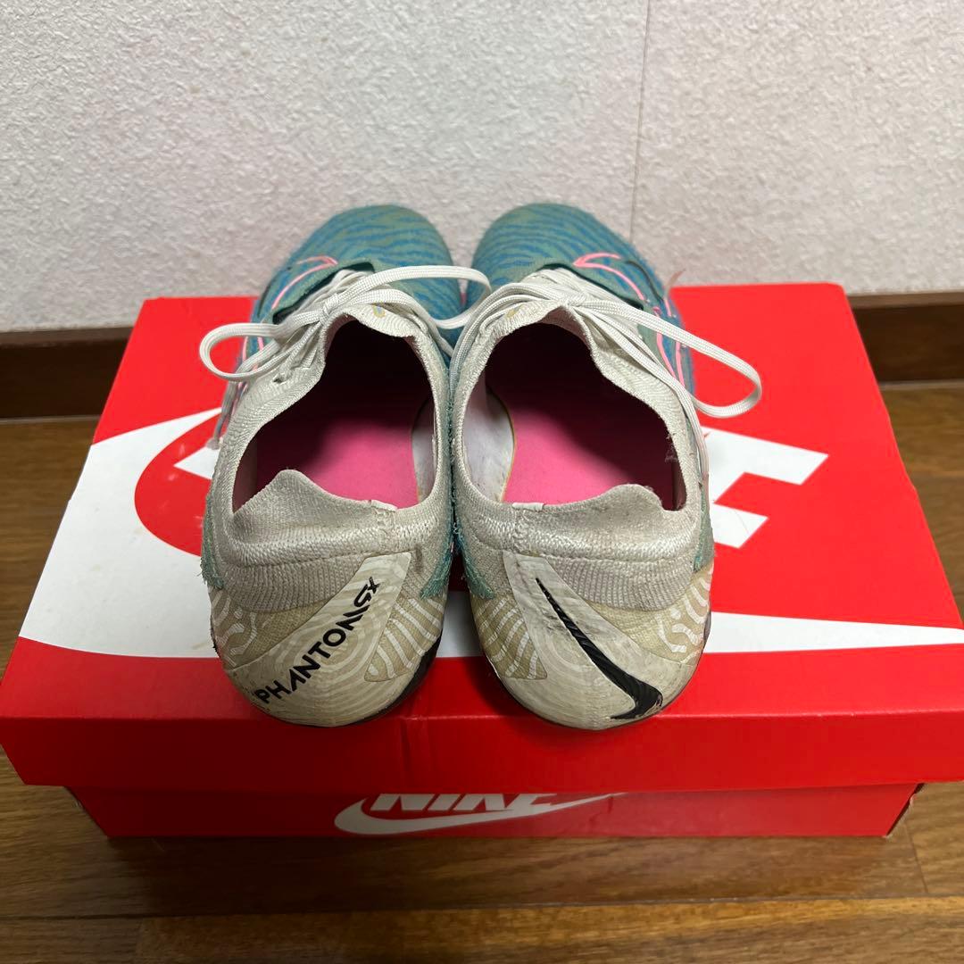 サッカースパイクNIKE ファントムGXエリート fg