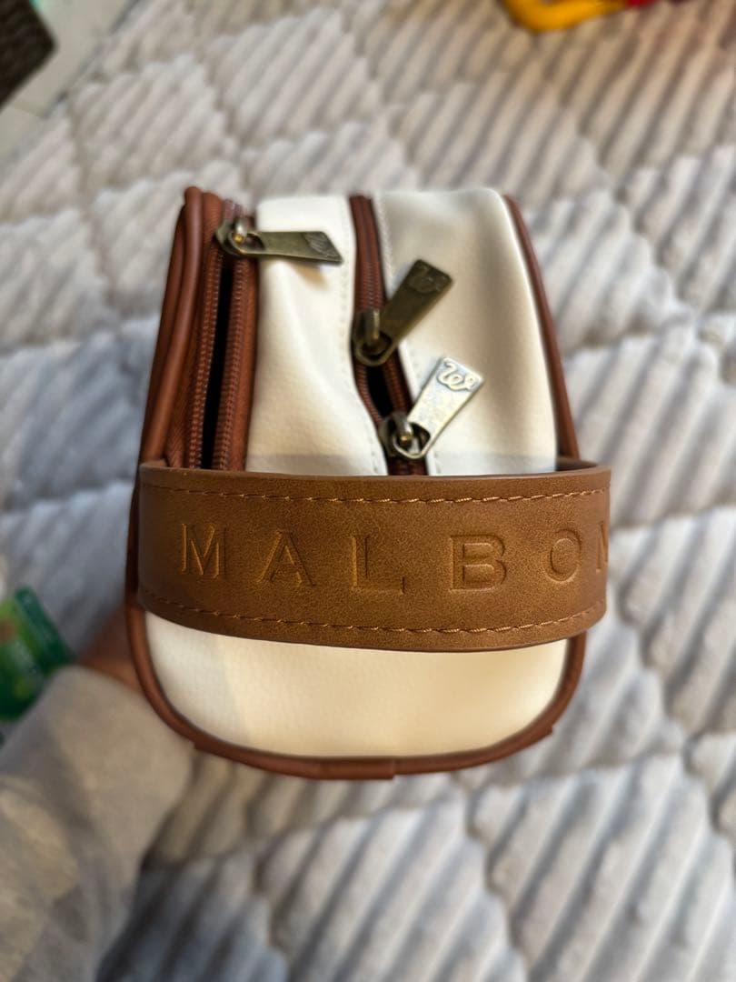 Malbon ブラウンポーチ