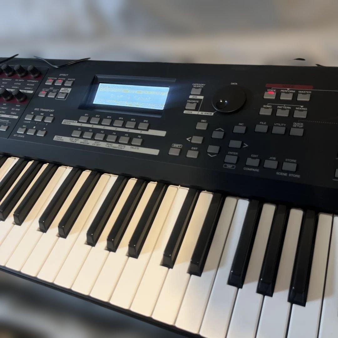 YAMAHA MOX6 シンセサイザー