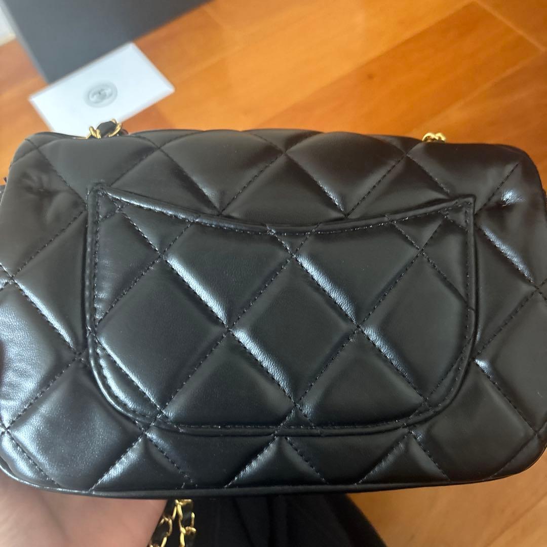 【新品】CHANEL キルティング ショルダーバッグ ハートチェーンノベルティ