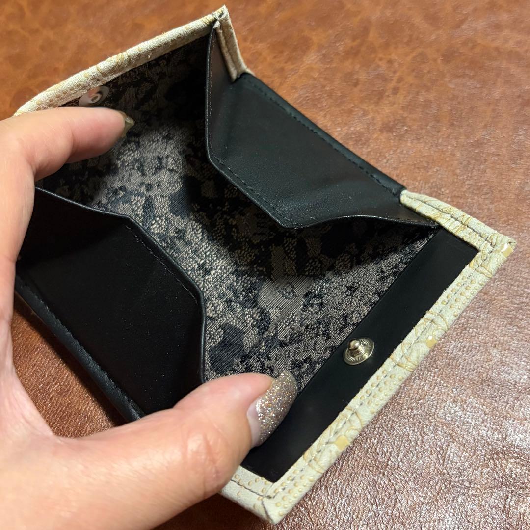 ドラえもん 甲州印伝のウォレット