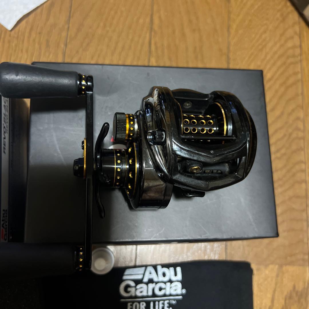 U*I様 Abu Garcia Revo BLACK9 右巻き