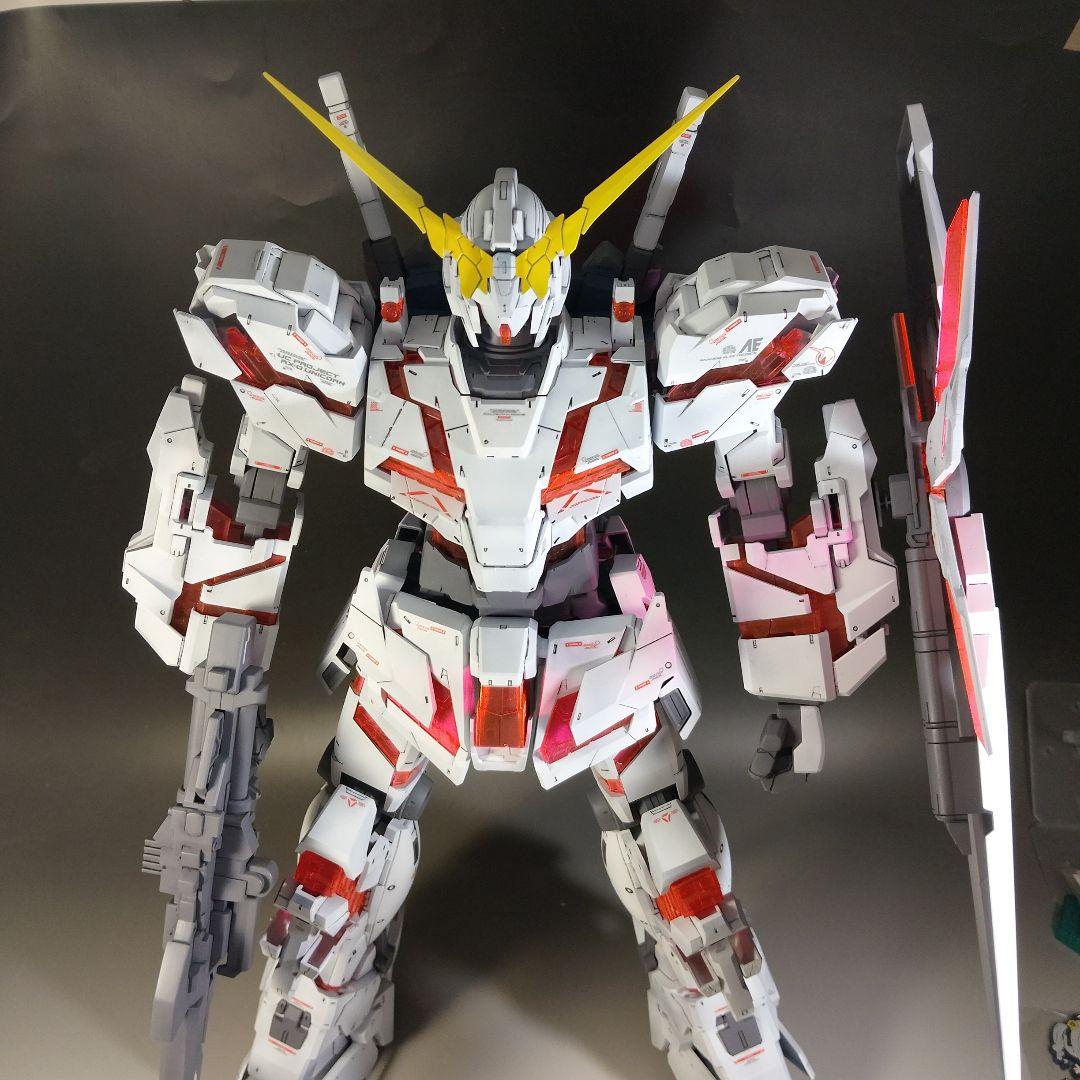 メガサイズ 1/48 ユニコーンガンダム デストロイモード 改修 全塗装 完成品