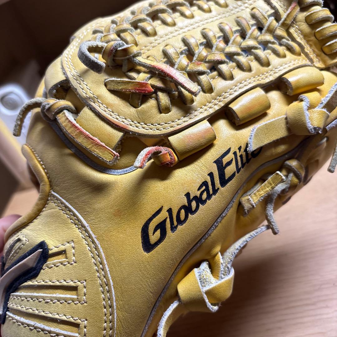 Mizuno Global Elite Zシリーズ グローブ イエロー