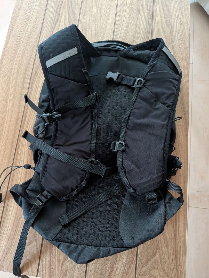 ウォーキング・ランニングウェア lululemon active backpack 14L
