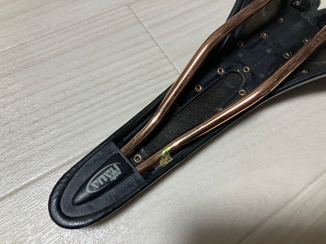 サドル　Storika ストーリカ　セライタリア　Selle Italia