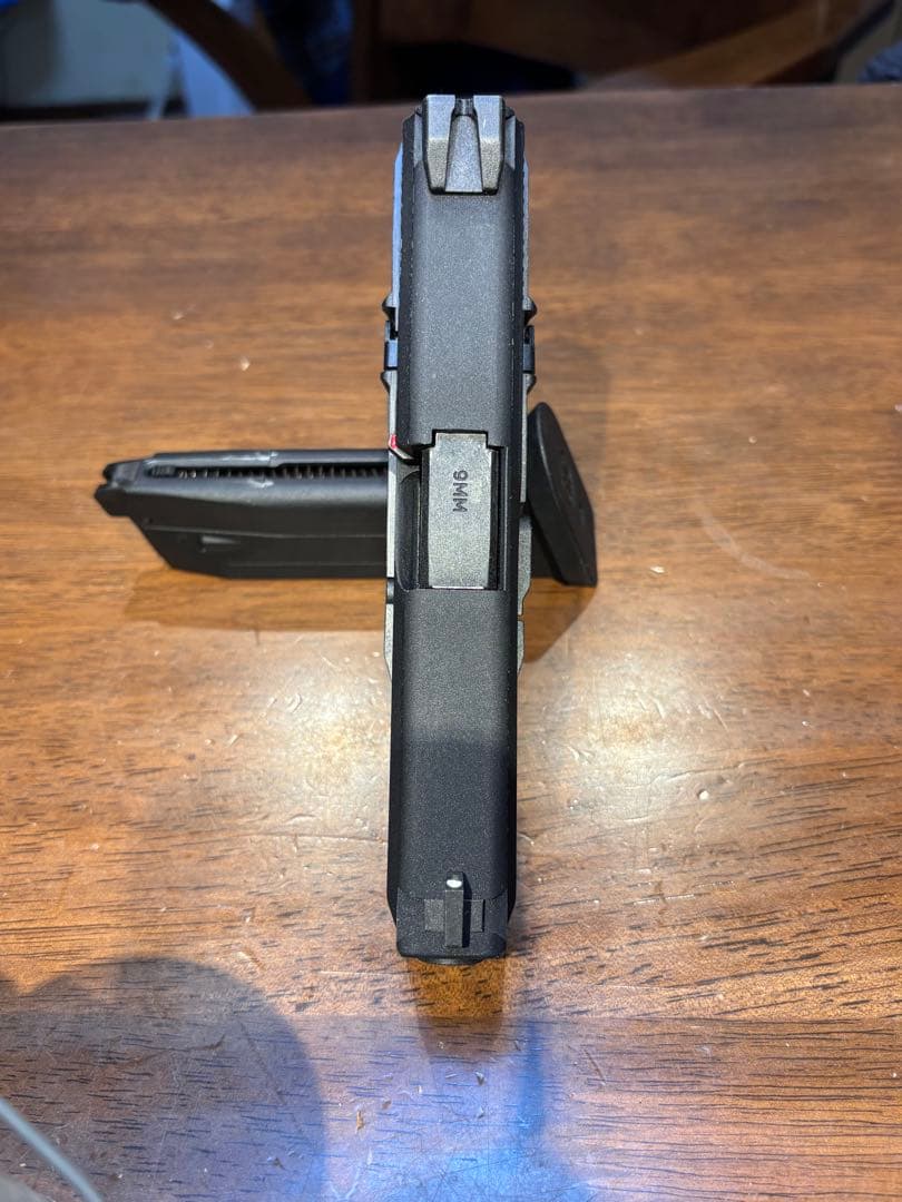 Cybergun FNS-9 FNHerstal公式ライセンス