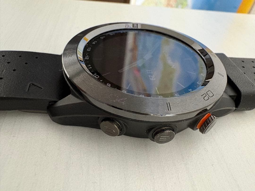Garmin Approach S60 Premium チタンモデル