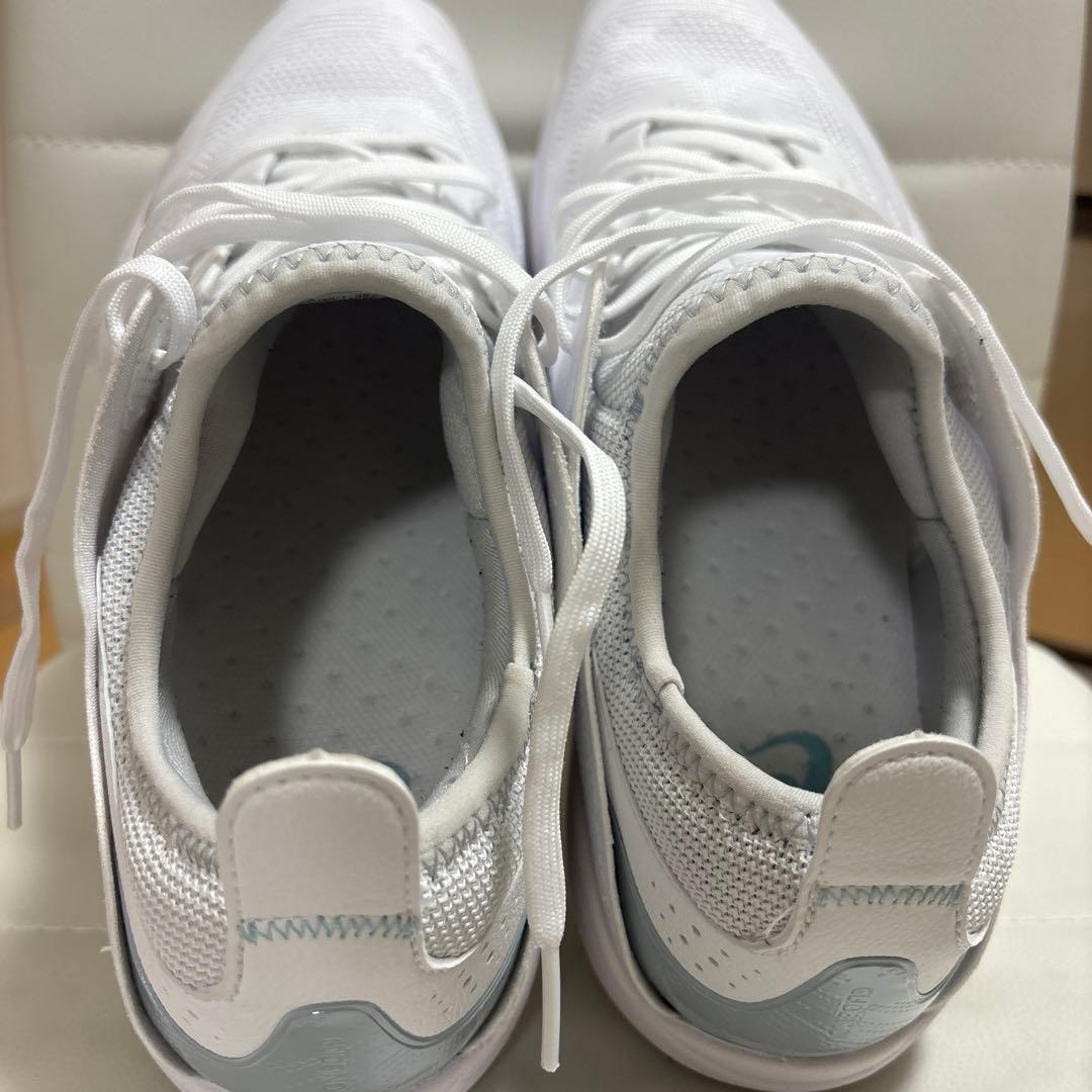 ASICS バスケットシューズ