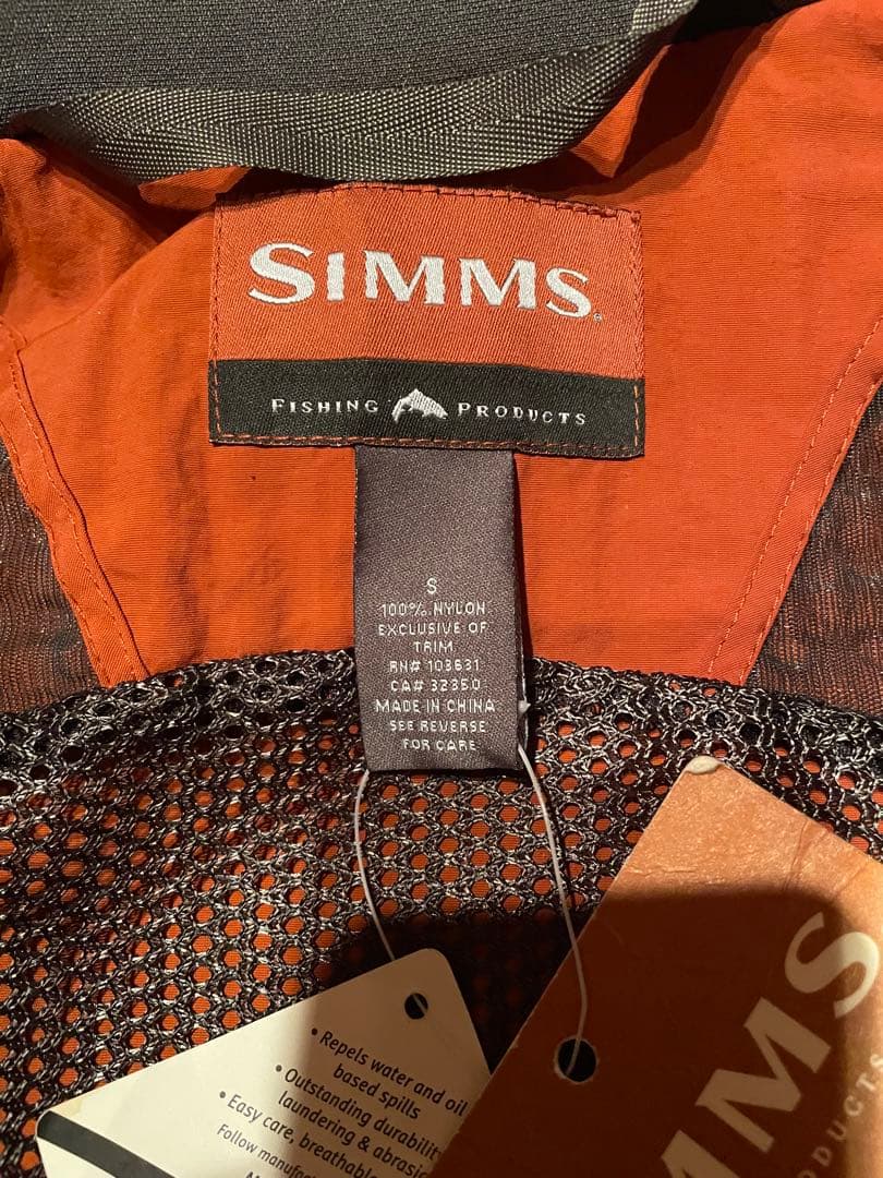 SIMMS フィッシングベスト S オレンジ　新品　サイズS