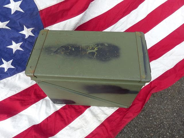 米軍　弾薬箱　AMMO BOX 特大　道具箱 などに　キャリングケース　87
