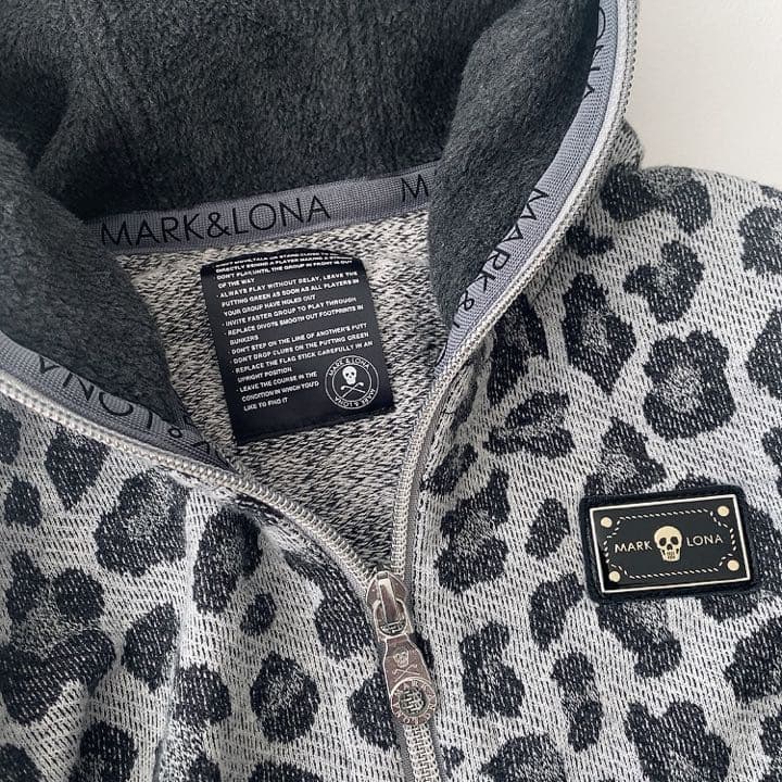 MARK&LONA woman's S ヒョウ柄パーカー グレー