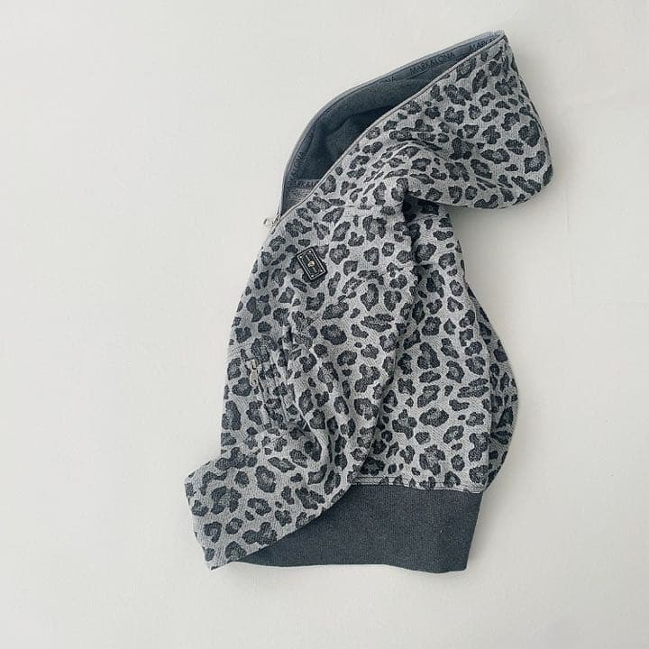 MARK&LONA woman's S ヒョウ柄パーカー グレー